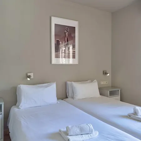 Stay U-Nique Apartments Torre Damians Barcelona Buitenkant foto