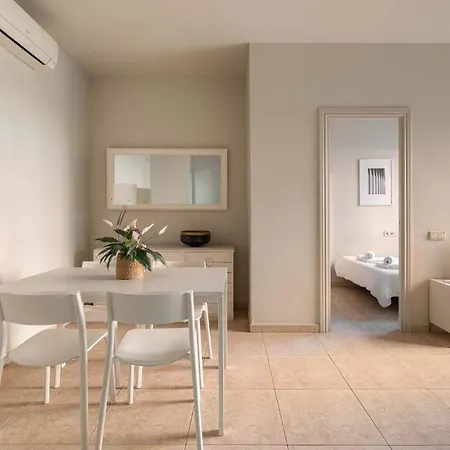 Stay U-Nique Apartments Torre Damians Barcelona Buitenkant foto