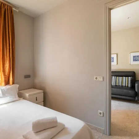 Stay U-Nique Apartments Torre Damians Barcelona Buitenkant foto